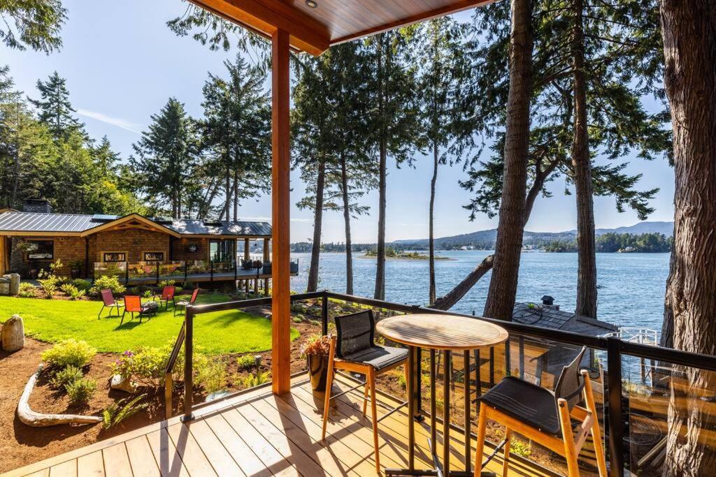 Kingfisher Manor Villa Sooke Exterior foto
