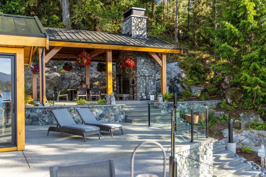 Kingfisher Manor Villa Sooke Exterior foto