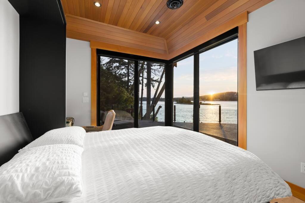 Kingfisher Manor Villa Sooke Exterior foto