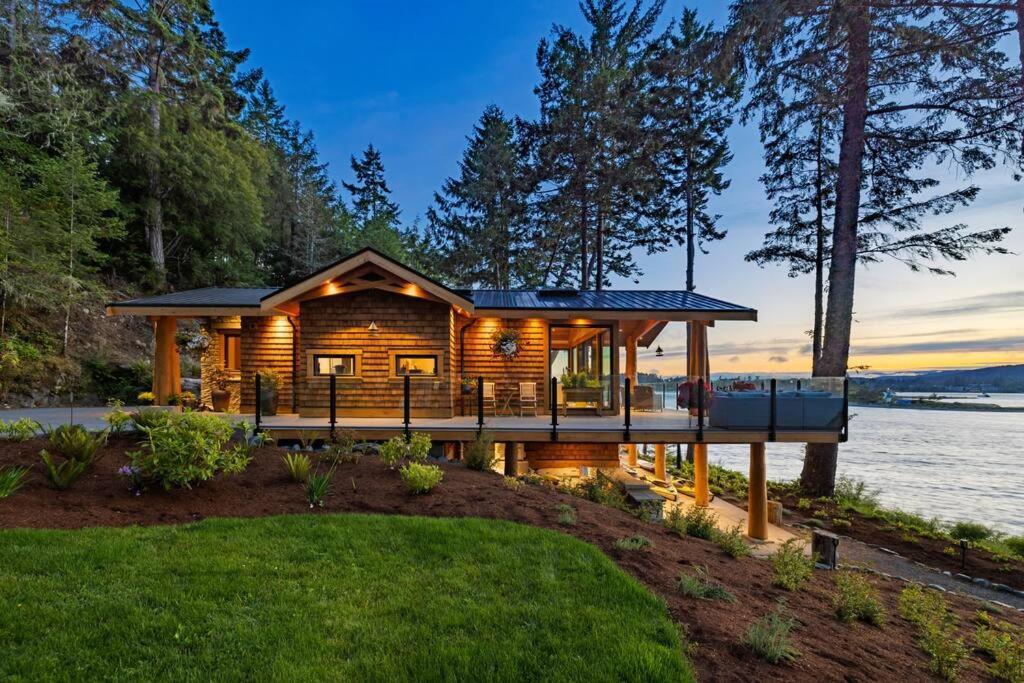 Kingfisher Manor Villa Sooke Exterior foto