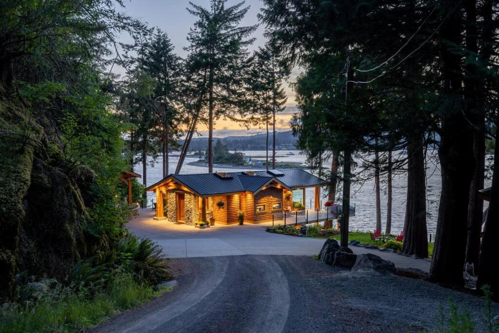 Kingfisher Manor Villa Sooke Exterior foto
