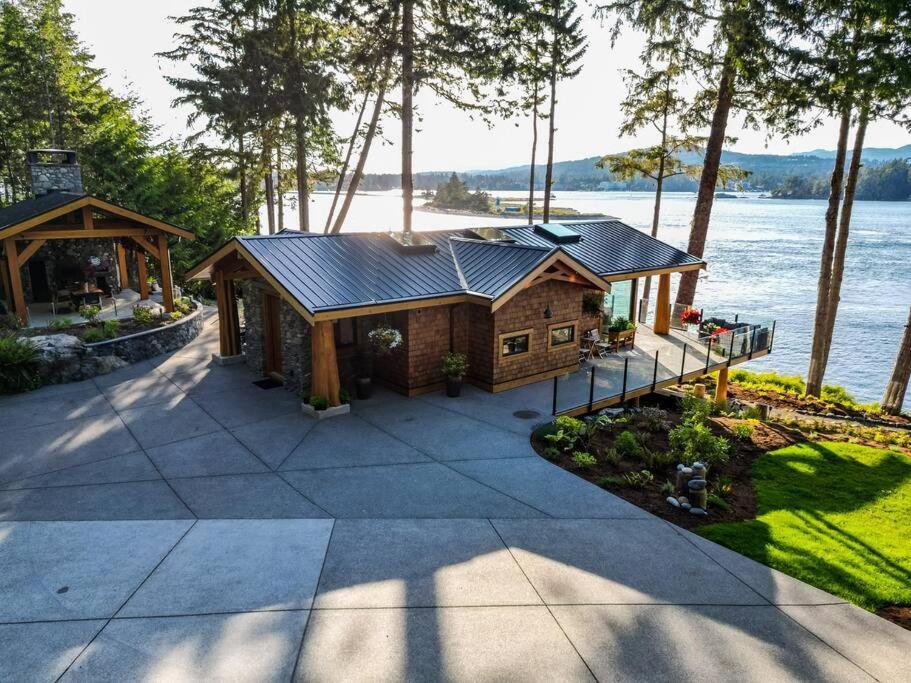 Kingfisher Manor Villa Sooke Exterior foto