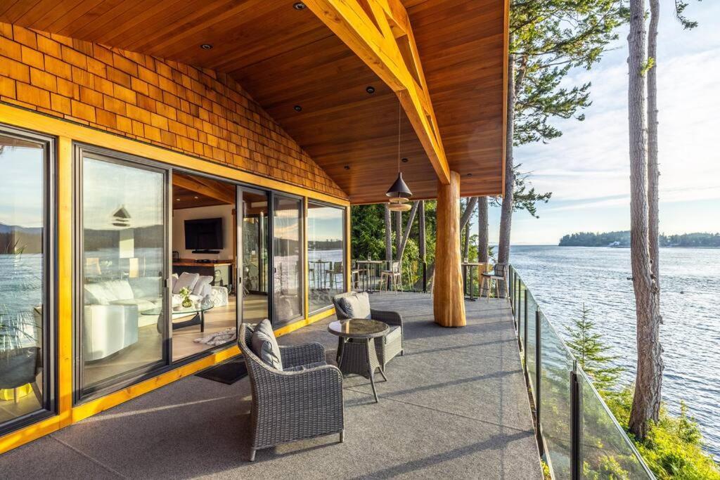 Kingfisher Manor Villa Sooke Exterior foto