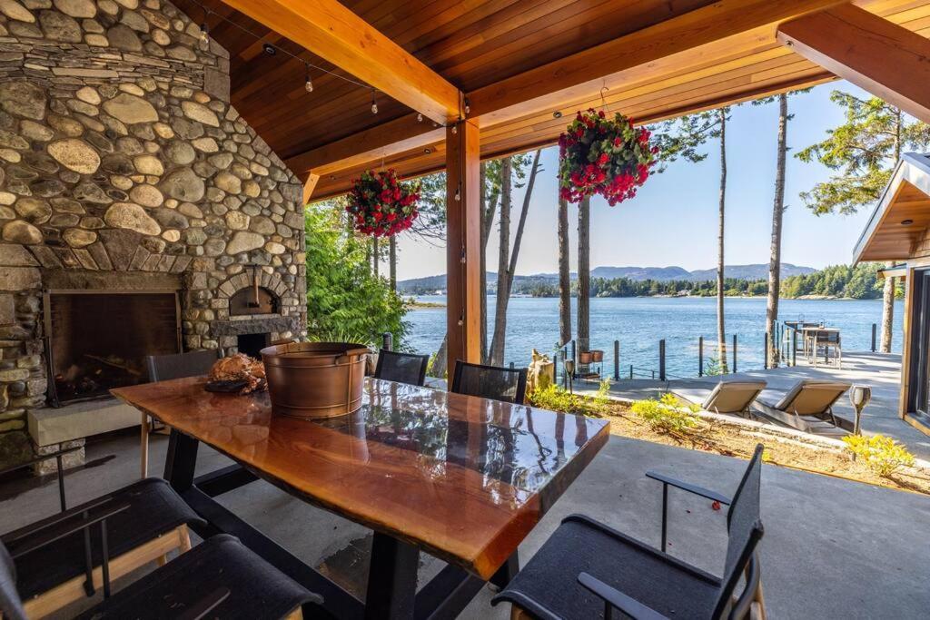 Kingfisher Manor Villa Sooke Exterior foto